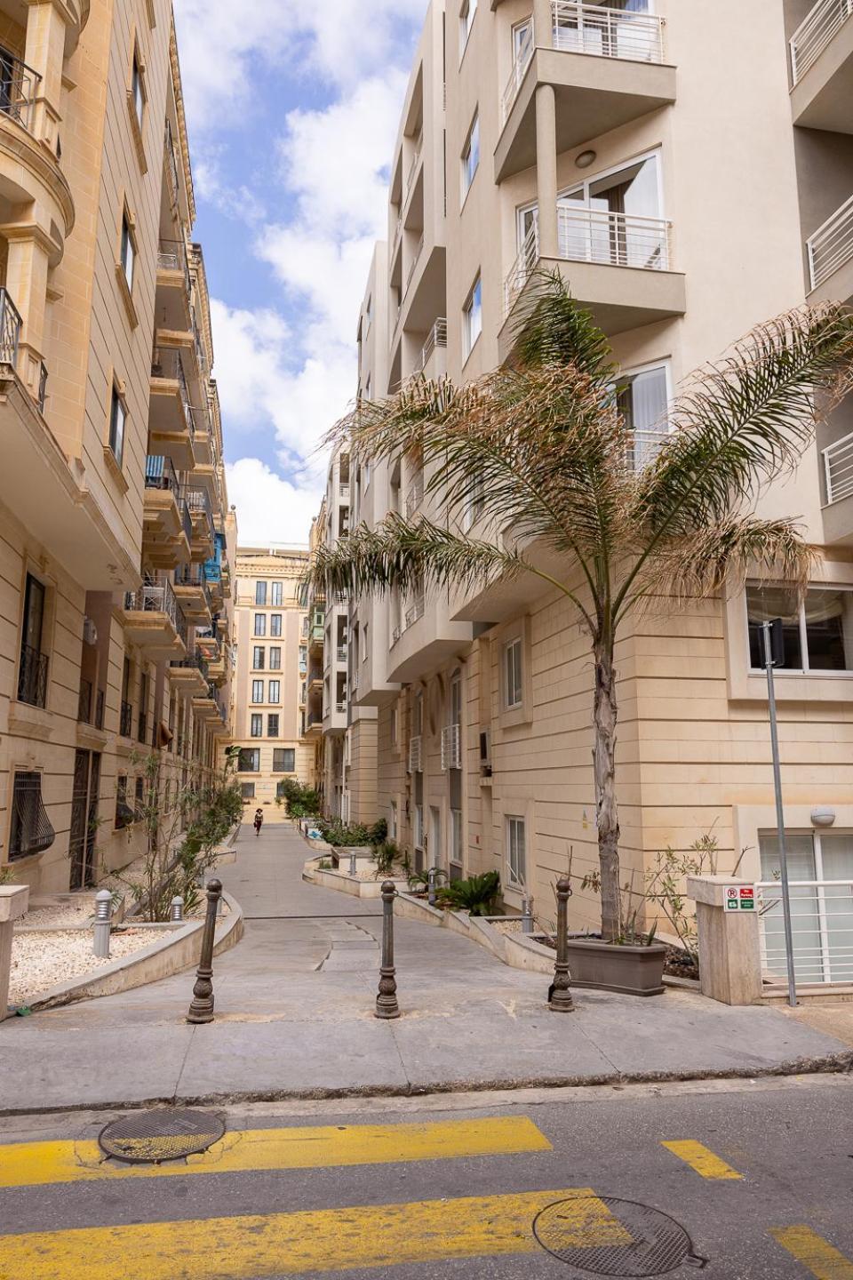 Balluta Bay Spacious Apt - 2Br Sliema Dış mekan fotoğraf